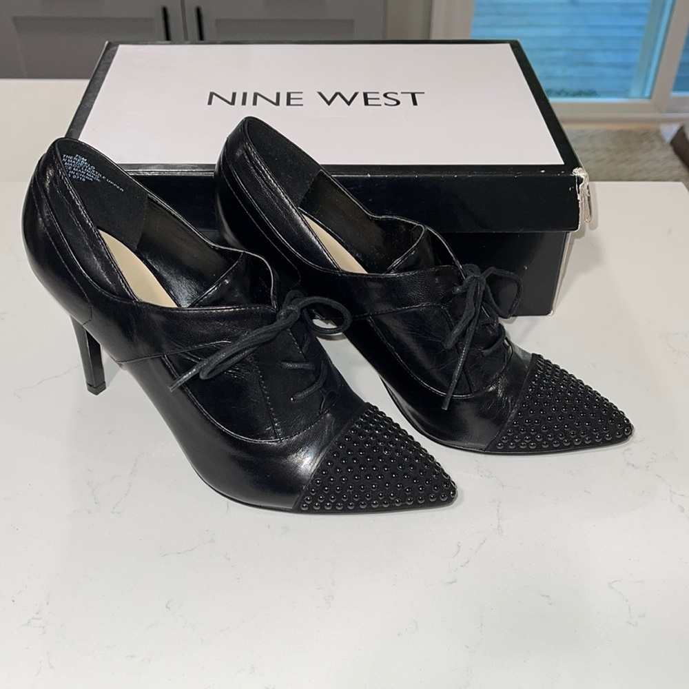 Nine West heel